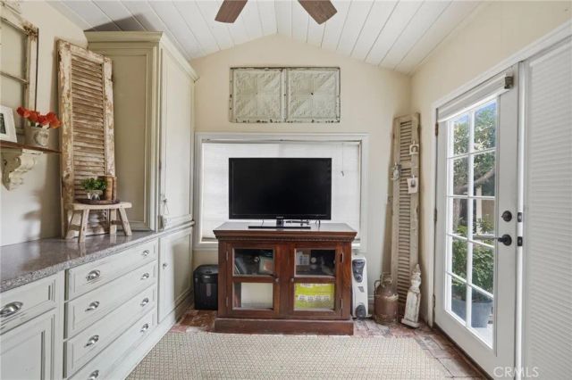 32146 Green Hill Drive, Castaic, CA 91384