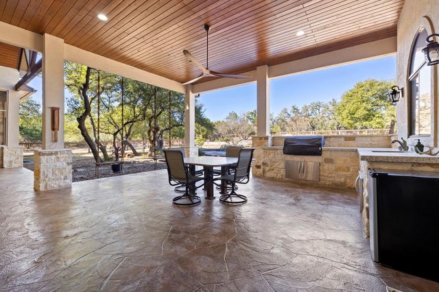 1941 Canyon Curve, Spring Branch, TX 78070