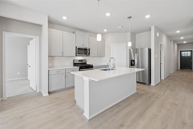 8206 Blackwell Cove Drive, Baytown, TX 77523