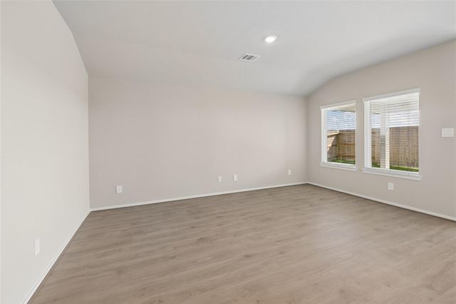 8206 Blackwell Cove Drive, Baytown, TX 77523