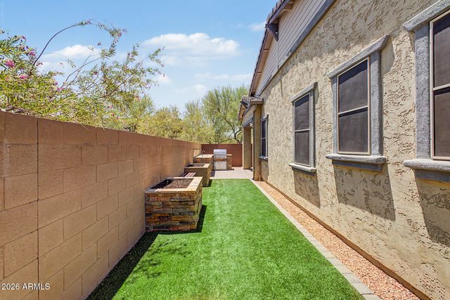 41 N ABALONE Court, Gilbert, AZ 85233