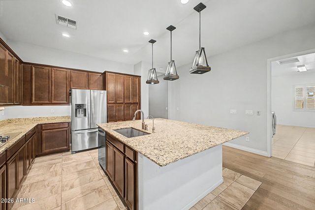 41 N ABALONE Court, Gilbert, AZ 85233