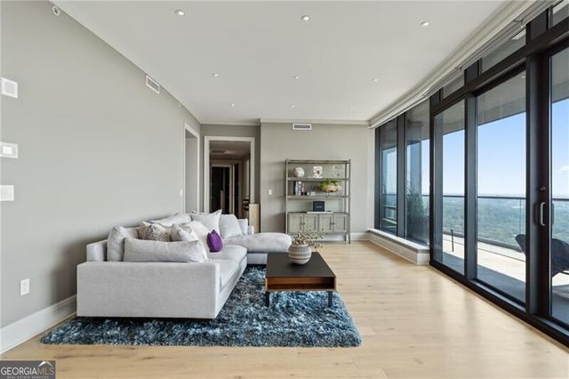 3344 Peachtree Road NE 3105, Atlanta, GA 30326