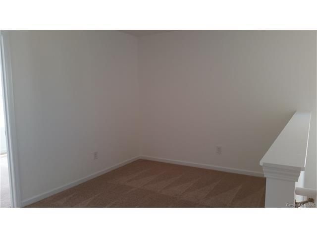 9425 Hanberry Boulevard, Charlotte, NC 28213