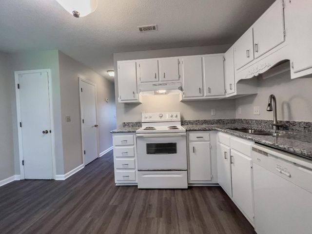 101 Timberlane B, Summerville, SC 29485