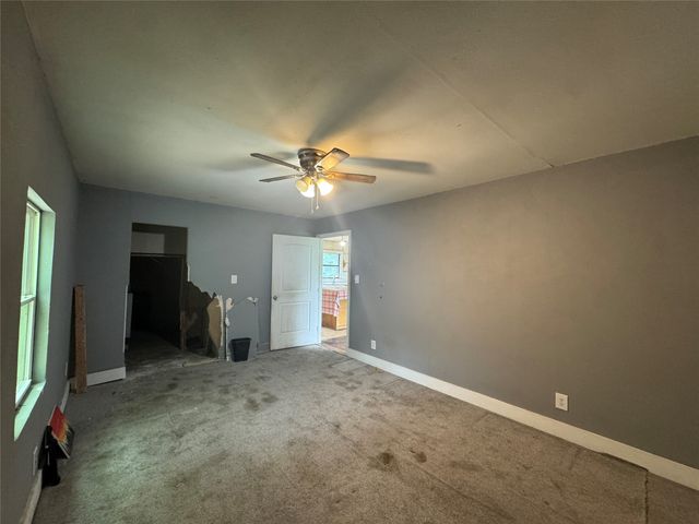 111 Gordon Drive, Terrell, TX 75160