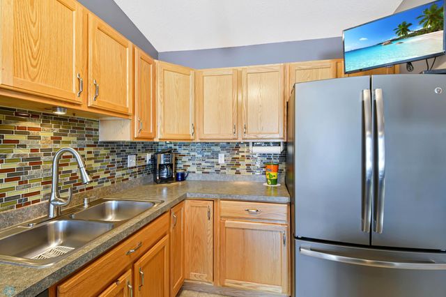 1168 43rd Avenue W, West Fargo, ND 58078