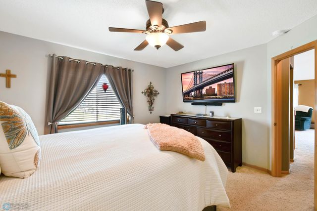 1168 43rd Avenue W, West Fargo, ND 58078