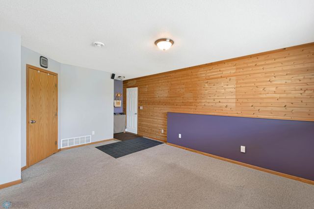 1168 43rd Avenue W, West Fargo, ND 58078