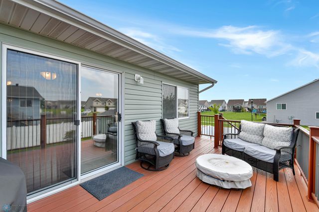 1168 43rd Avenue W, West Fargo, ND 58078