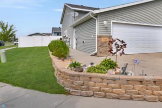 1168 43rd Avenue W, West Fargo, ND 58078