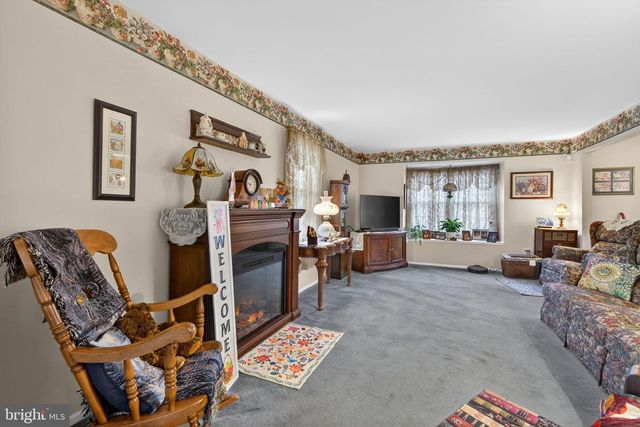 7914 WOODSBLUFF RUN, Fogelsville, PA 18051