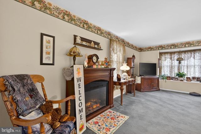 7914 WOODSBLUFF RUN, Fogelsville, PA 18051