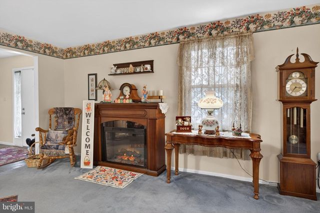 7914 WOODSBLUFF RUN, Fogelsville, PA 18051