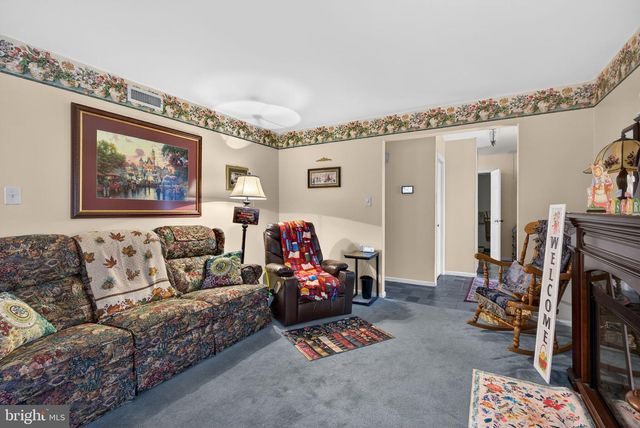 7914 WOODSBLUFF RUN, Fogelsville, PA 18051