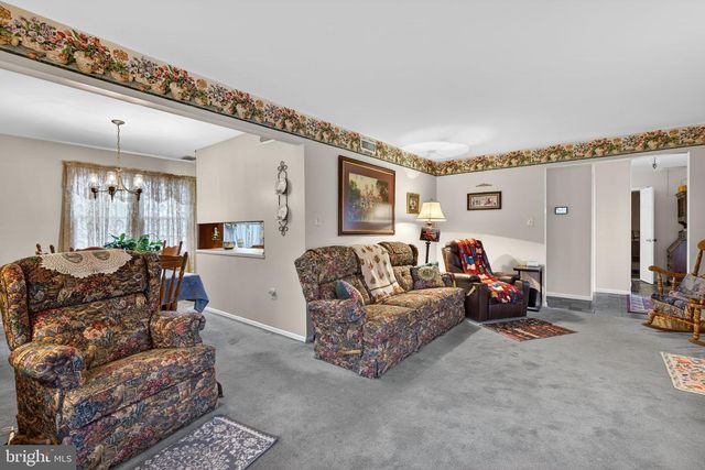 7914 WOODSBLUFF RUN, Fogelsville, PA 18051