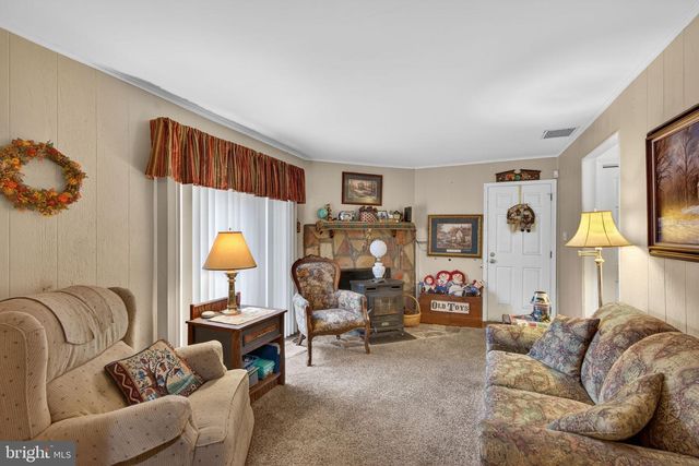 7914 WOODSBLUFF RUN, Fogelsville, PA 18051