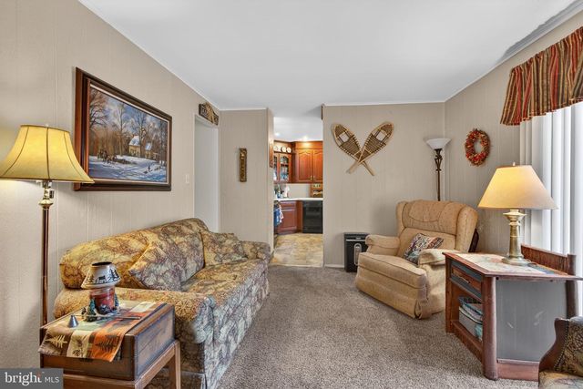 7914 WOODSBLUFF RUN, Fogelsville, PA 18051