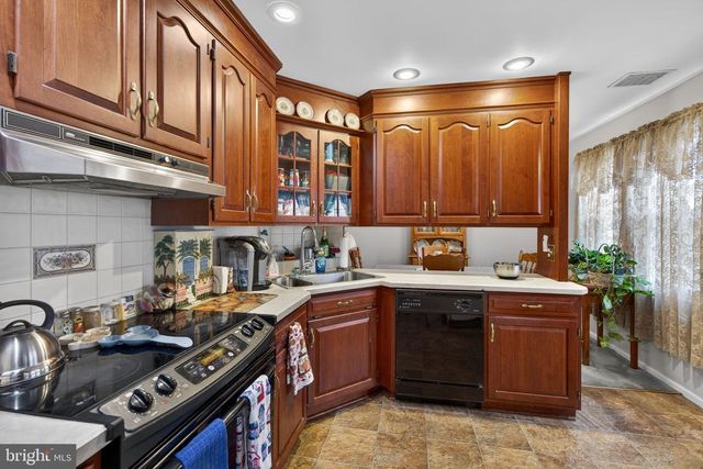 7914 WOODSBLUFF RUN, Fogelsville, PA 18051