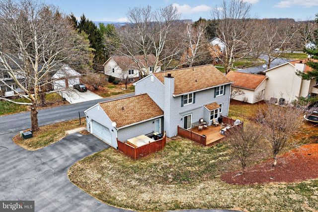 7914 WOODSBLUFF RUN, Fogelsville, PA 18051