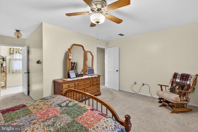 7914 WOODSBLUFF RUN, Fogelsville, PA 18051