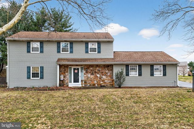 7914 WOODSBLUFF RUN, Fogelsville, PA 18051