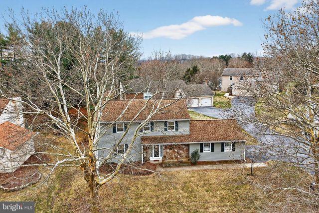 7914 WOODSBLUFF RUN, Fogelsville, PA 18051