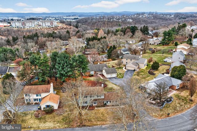 7914 WOODSBLUFF RUN, Fogelsville, PA 18051