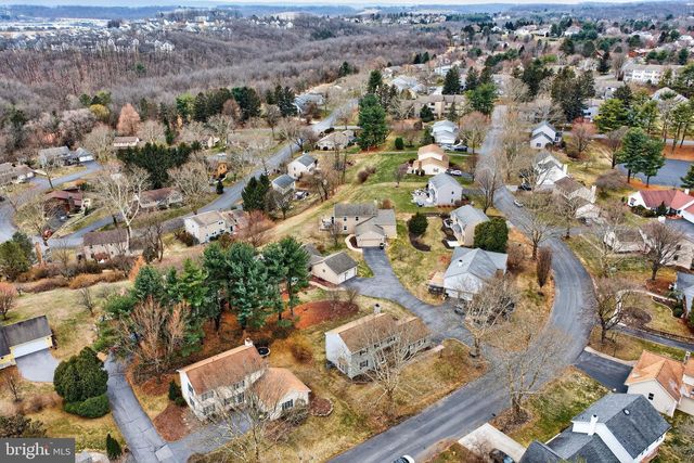 7914 WOODSBLUFF RUN, Fogelsville, PA 18051