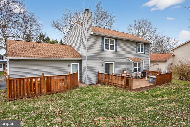 7914 WOODSBLUFF RUN, Fogelsville, PA 18051