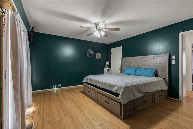 2002 17th Street, Rogers, AR 72758