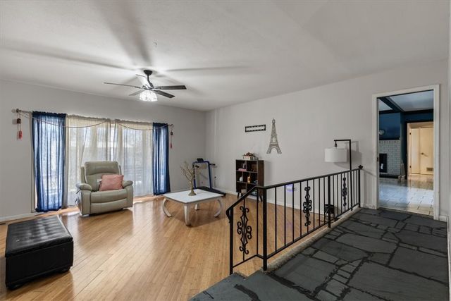 2002 17th Street, Rogers, AR 72758