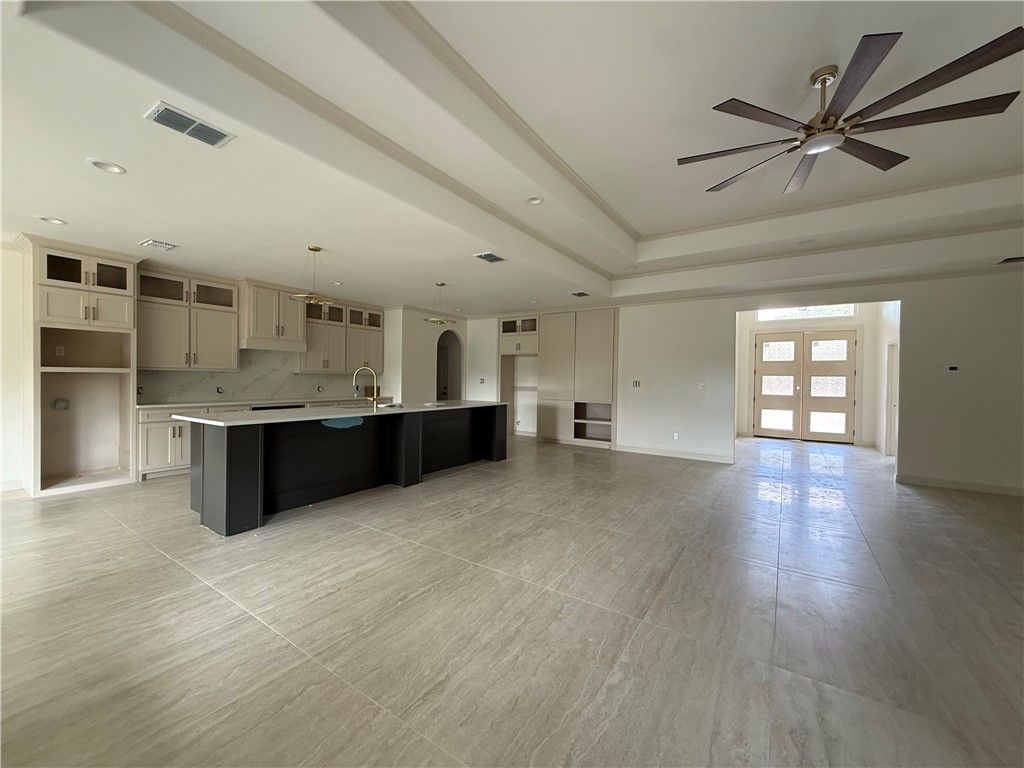 104 Oakmont Dr, Rockport, TX 78382 — photo 3