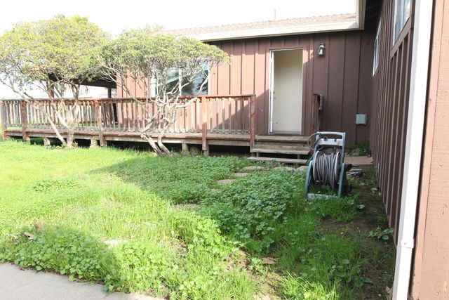 1789 Beverly Ave, Olivehurst, CA 95961