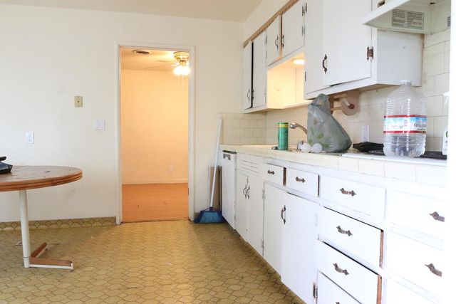 1789 Beverly Ave, Olivehurst, CA 95961