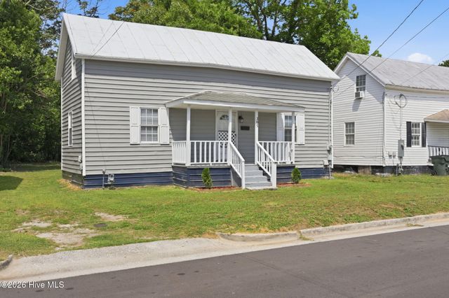 305 S Mcdaniel Street, Kinston, NC 28501