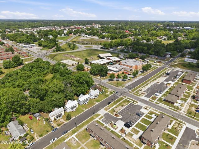 305 S Mcdaniel Street, Kinston, NC 28501