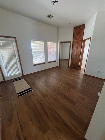 8 SW 132nd Street, Oklahoma City, OK 73170