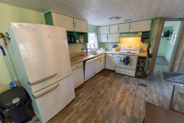 21162 NE 146TH PLACE, Fort Mc Coy, FL 32134