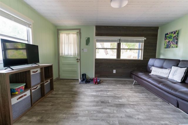 21162 NE 146TH PLACE, Fort Mc Coy, FL 32134