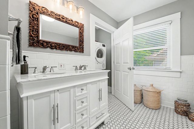 355 S Clifton, Wichita, KS 67218