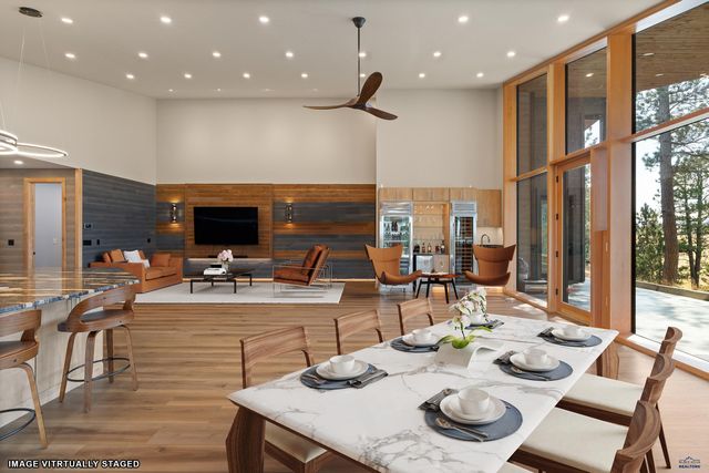 11829 VALLEY VIEW CIRCLE, Spearfish, SD 57783