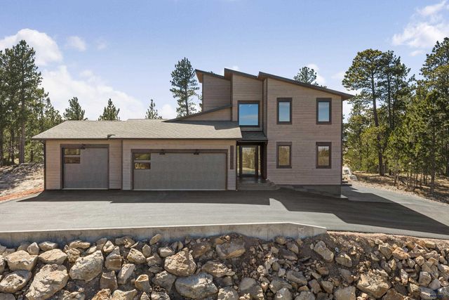 11829 VALLEY VIEW CIRCLE, Spearfish, SD 57783