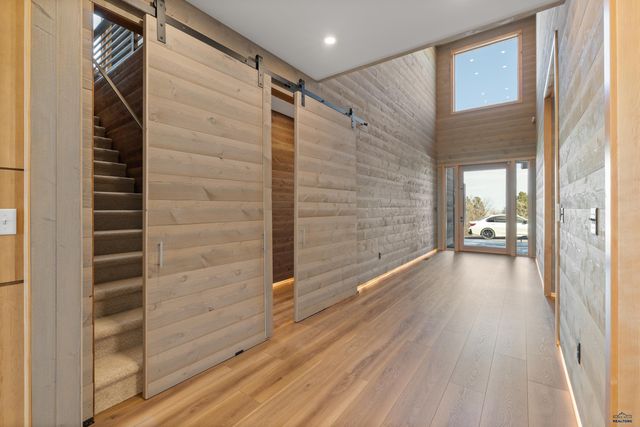 11829 VALLEY VIEW CIRCLE, Spearfish, SD 57783