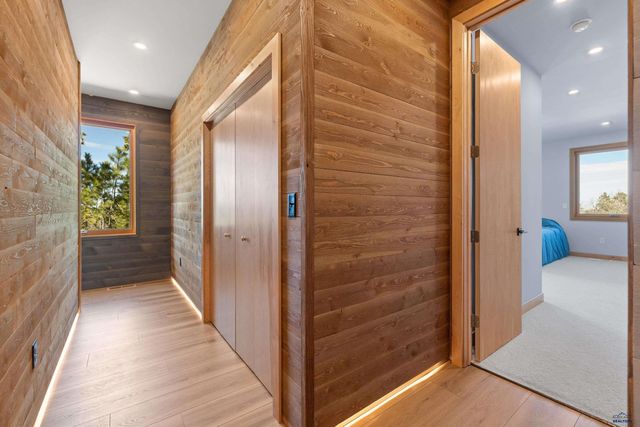 11829 VALLEY VIEW CIRCLE, Spearfish, SD 57783