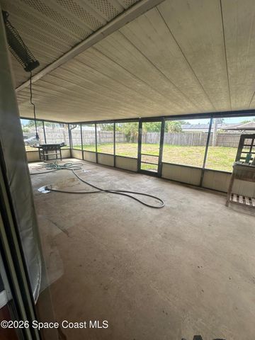 377 Emerson Drive NW, Palm Bay, FL 32907