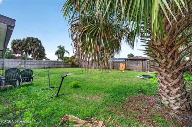 377 Emerson Drive NW, Palm Bay, FL 32907