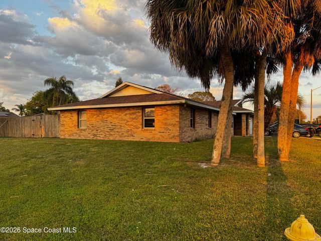377 Emerson Drive NW, Palm Bay, FL 32907