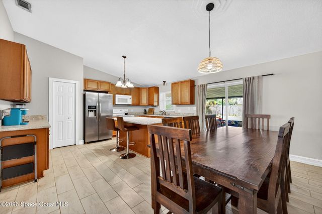 377 Emerson Drive NW, Palm Bay, FL 32907