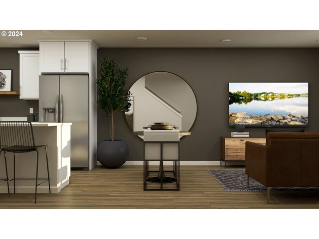 857 Sifuentez Court, Woodburn, OR 97071